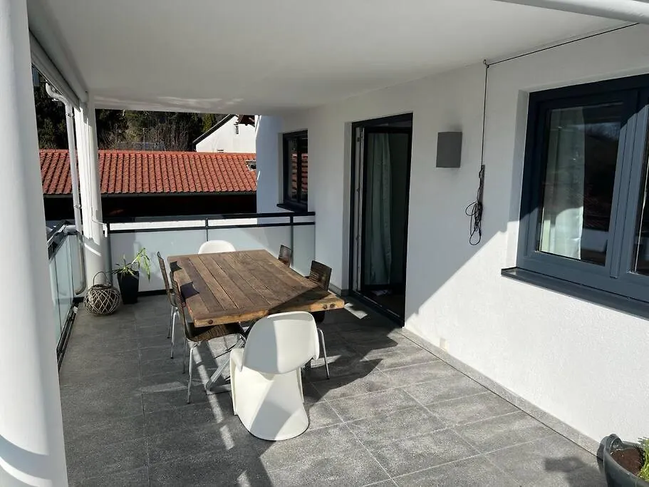 아파트 Gemuetliche Wohnung Mit Grosser Terrasse 브룩뮐